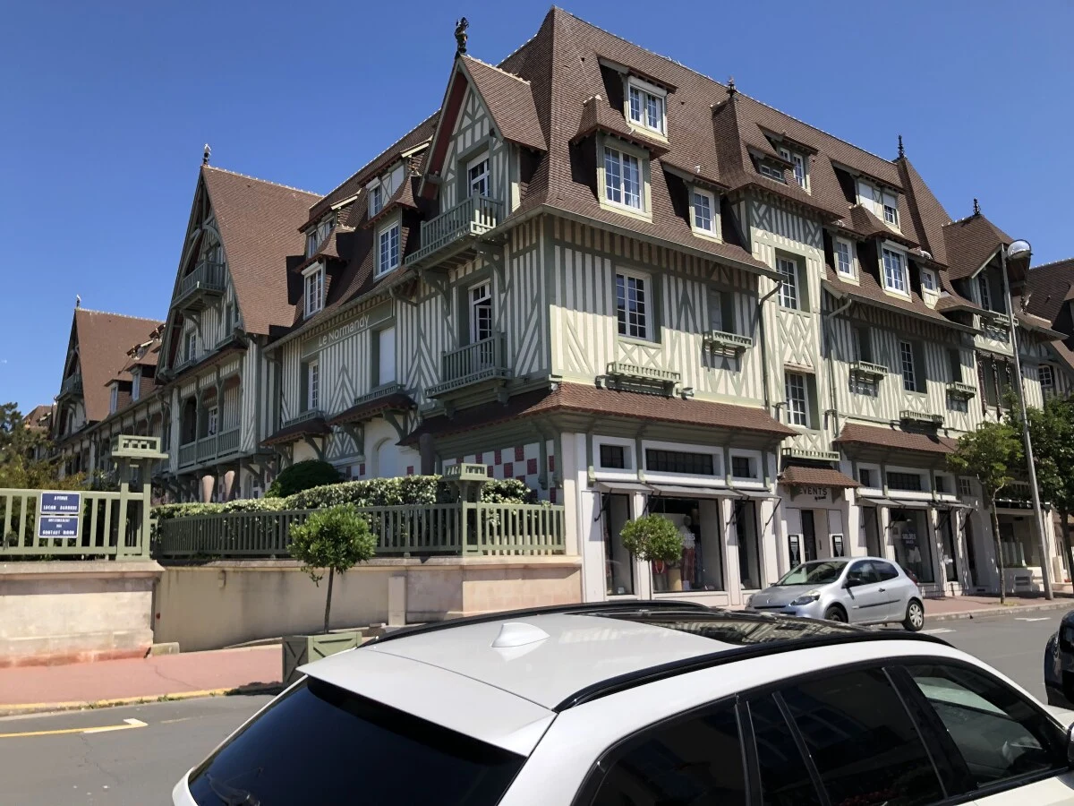 2025-Deauville-Deauville-多维尔