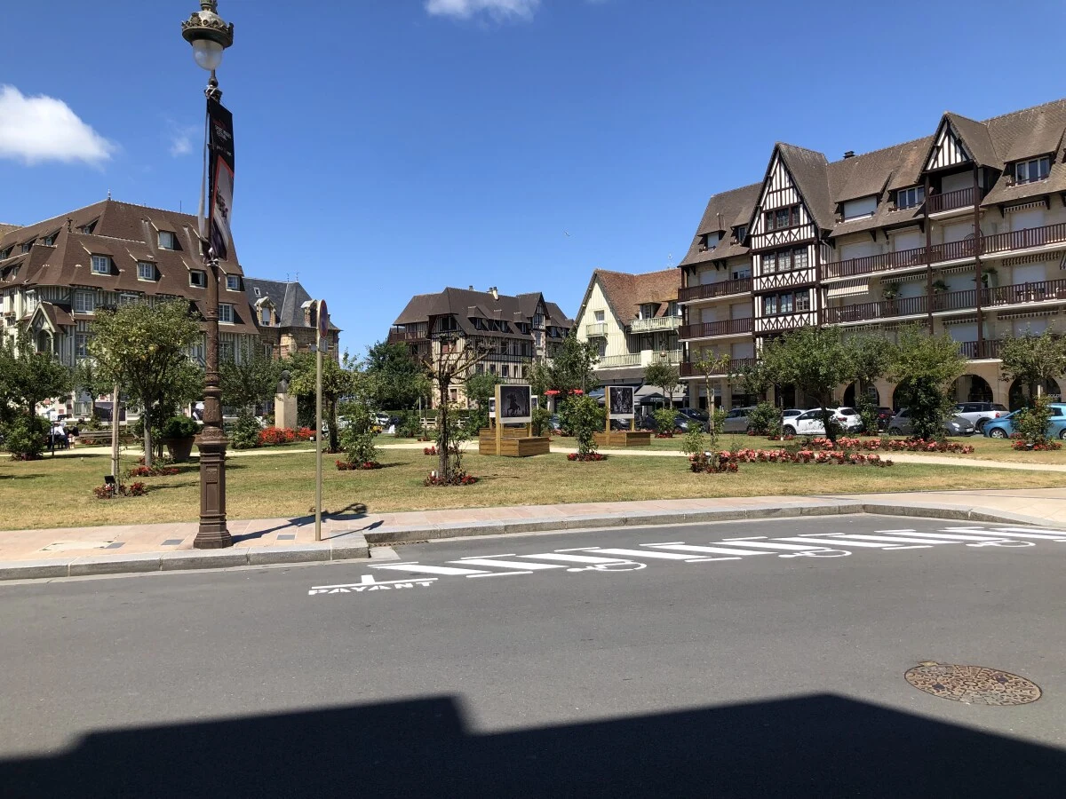 2025-Deauville-Deauville-多维尔