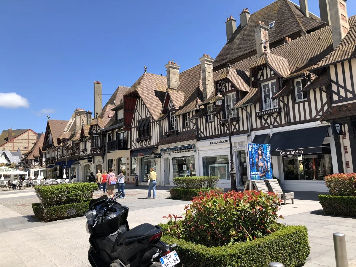 2025-Deauville-Deauville-多维尔